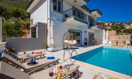 Villa Ata — 1