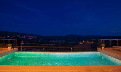 Villa Ata — 103