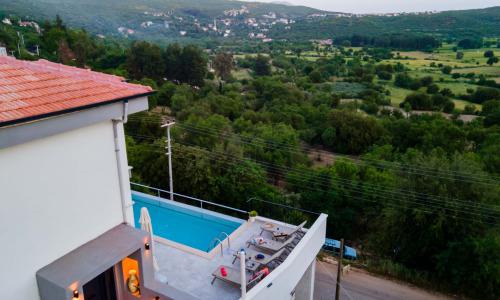 Villa Ata — 110