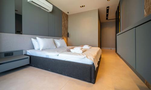 Villa Aura C — 34