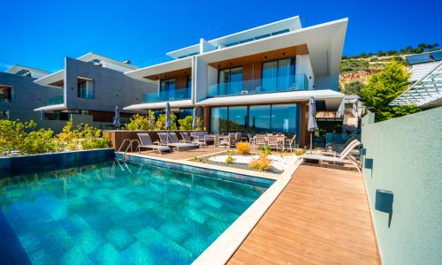 Villa Aura C — 2