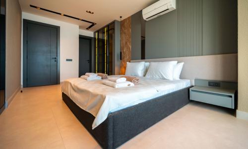Villa Aura E — 35