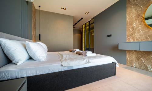 Villa Aura E — 49