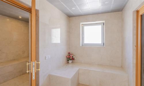 Villa Avon — 33