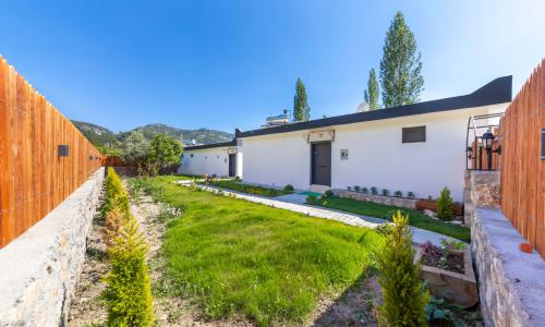 Villa Ayaz Uno — 26