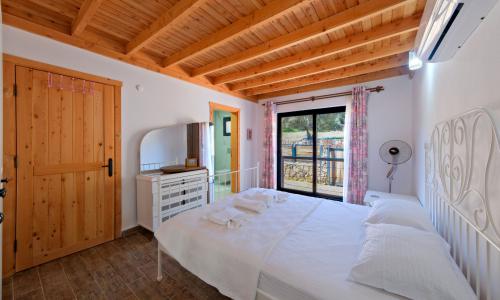 Villa Ayza — 36
