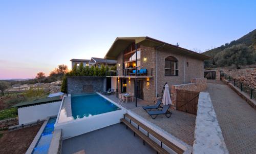 Villa Ayza — 2