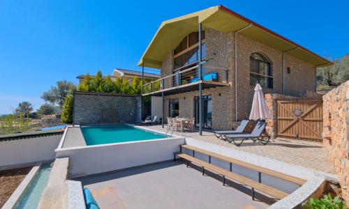Villa Ayza — 12