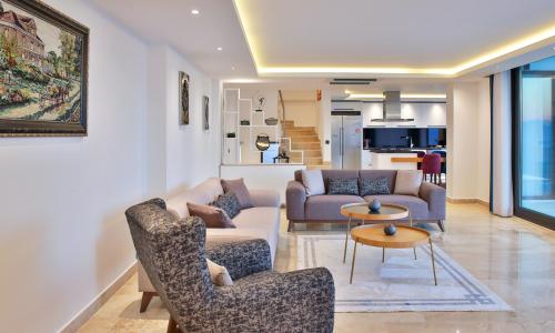 Villa Azure Duo — 30