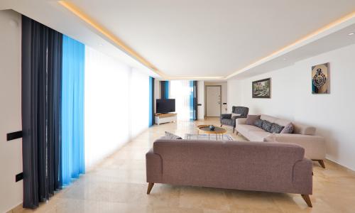 Villa Azure Duo — 35