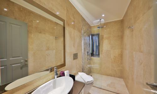 Villa Azure — 25