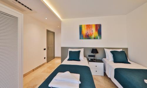 Villa Azure — 31