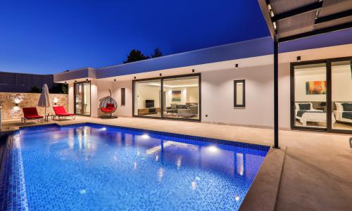 Villa Azure — 10