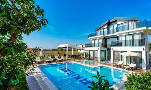 Villa Balkan 1 — 10