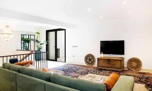 Villa Bambi 443 — 84