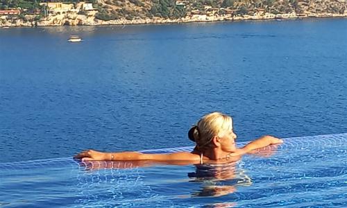 Villa Banu Exclusive — 85