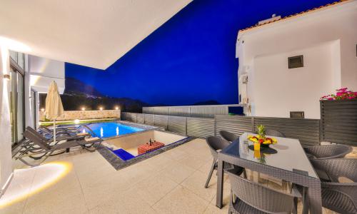 Villa Barlas — 3