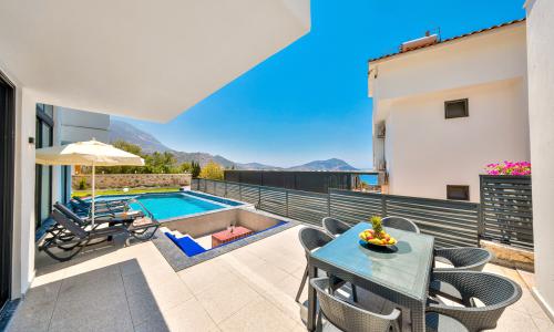 Villa Barlas — 13