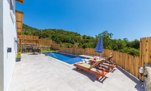 Villa Belis — 65