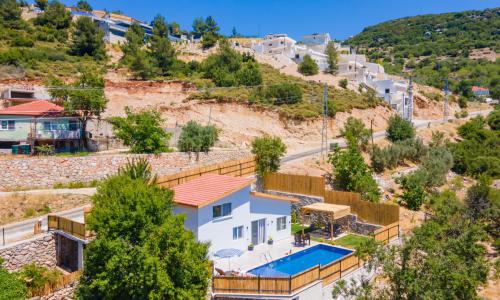 Villa Belis — 36
