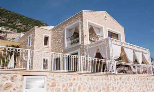 Villa Berat — 6