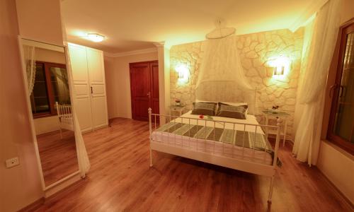 Villa Berat — 23