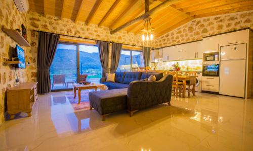 Villa Berceste — 36