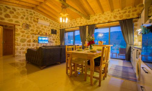 Villa Berceste — 37