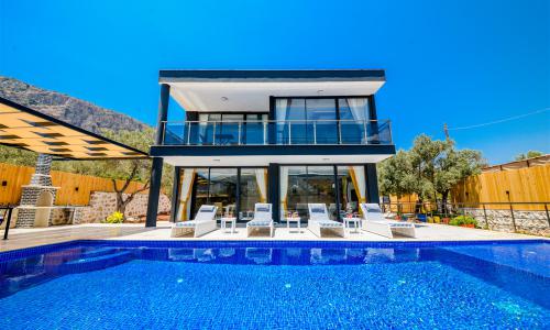 Villa Black Rose — 2