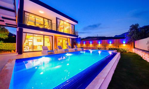 Villa Black Rose — 8
