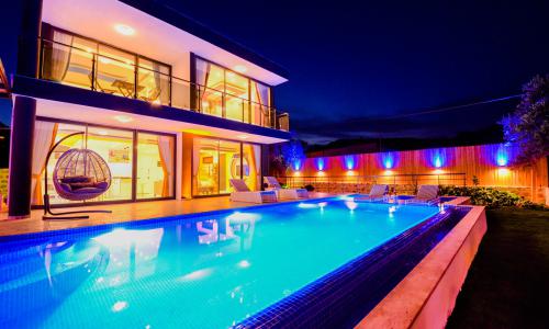 Villa Black Rose — 10