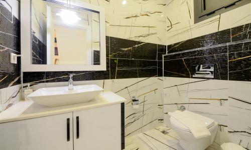 Villa Black Rose — 75