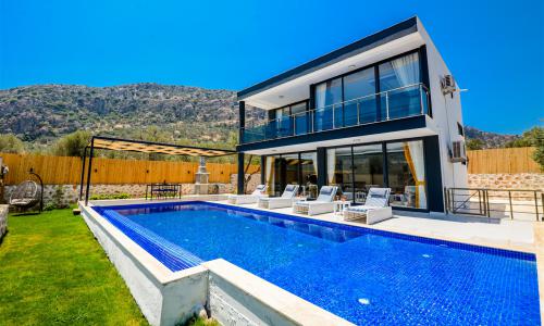 Villa Black Rose — 81