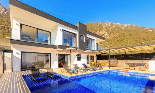 Villa Bliss — 3