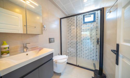 Villa Blue Moon Çukurbağ — 48