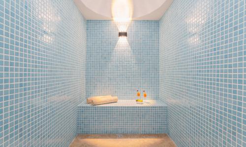 Villa Blue Night — 55