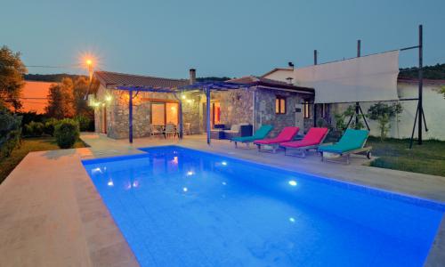 Villa Bonus — 2