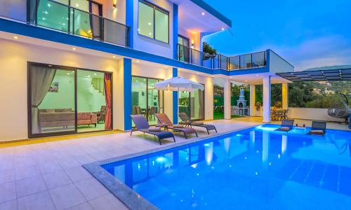 Villa Bozo 2 — 52
