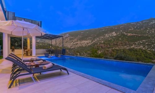 Villa Bozo 2 — 17