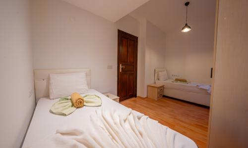 Villa Caledonia — 41