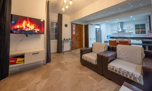 Villa Caledonia — 17