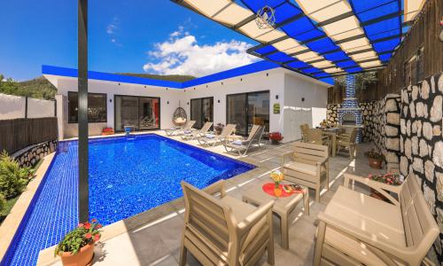 Villa Cancan — 2