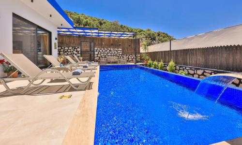 Villa Cancan — 11