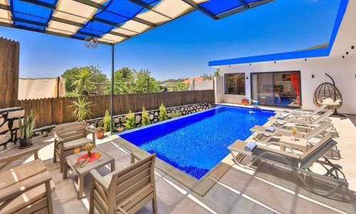 Villa Cancan — 15