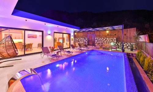 Villa Cancan — 6