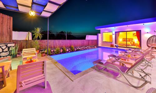 Villa Cancan — 8