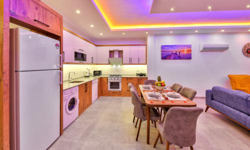 Villa Cancan — 44