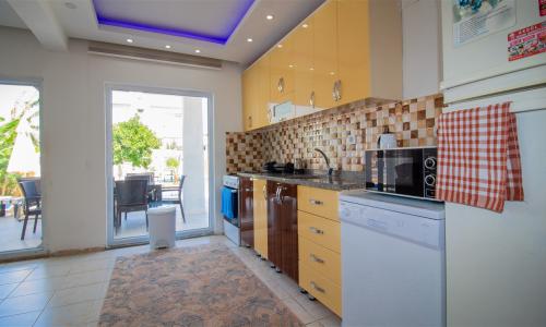 Villa Capital — 46