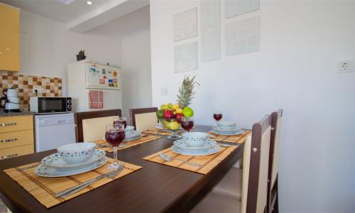 Villa Capital — 49