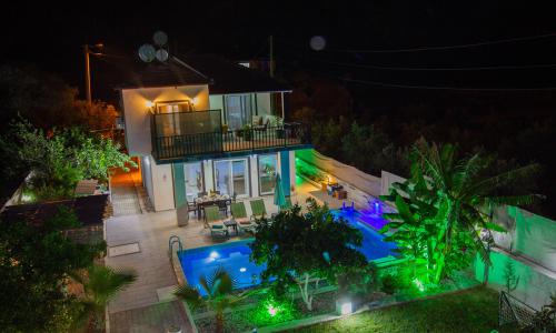 Villa Capital — 42